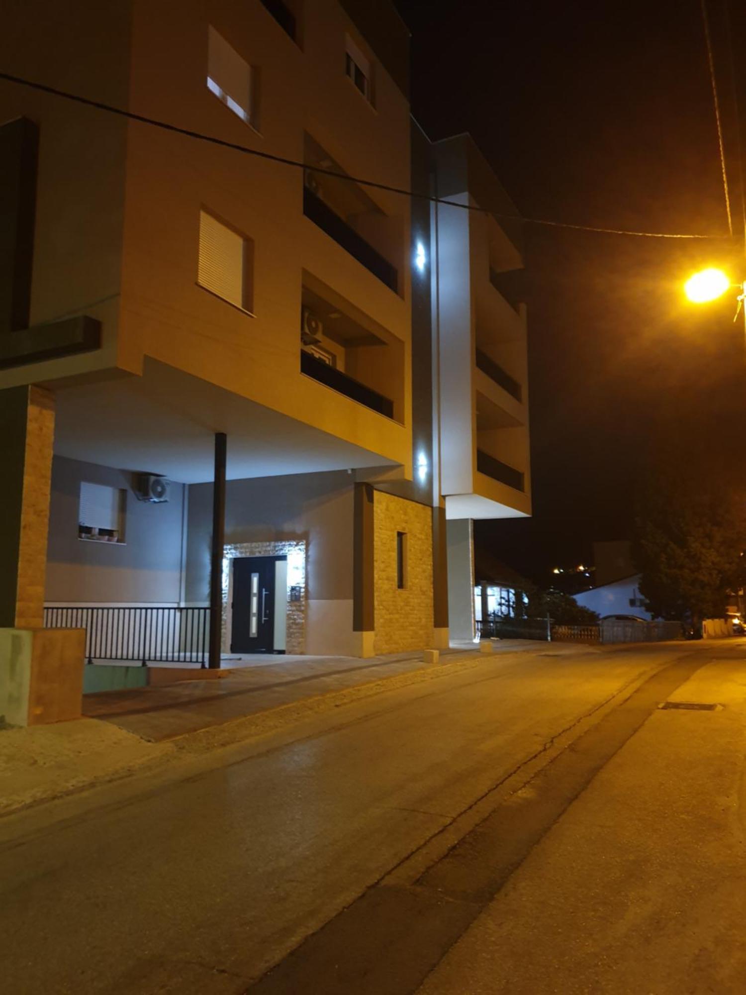 Mia Gi Luxury + Garage Appartement Mostar Buitenkant foto