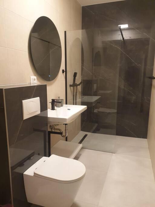 Mia Gi Luxury + Garage Appartement Mostar Buitenkant foto